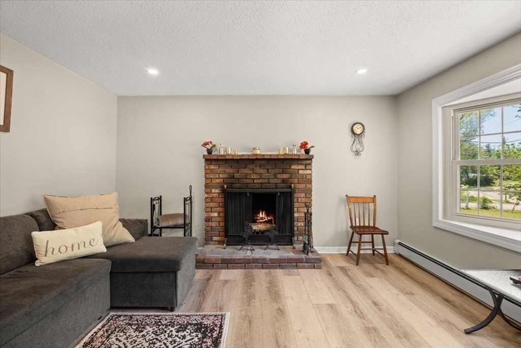 158 Bay State Cir