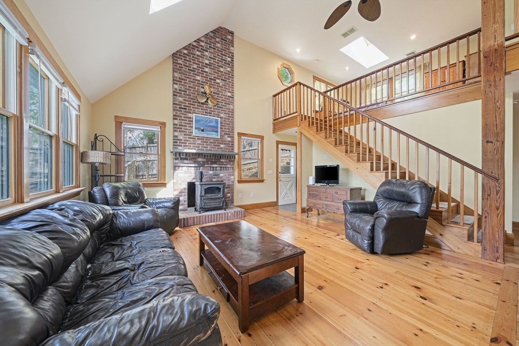 5 Margerie St