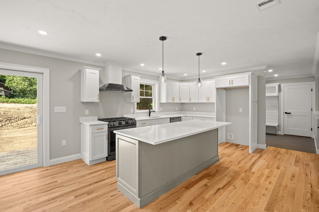 7 Elm Place