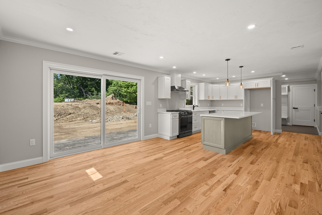 7 Elm Place