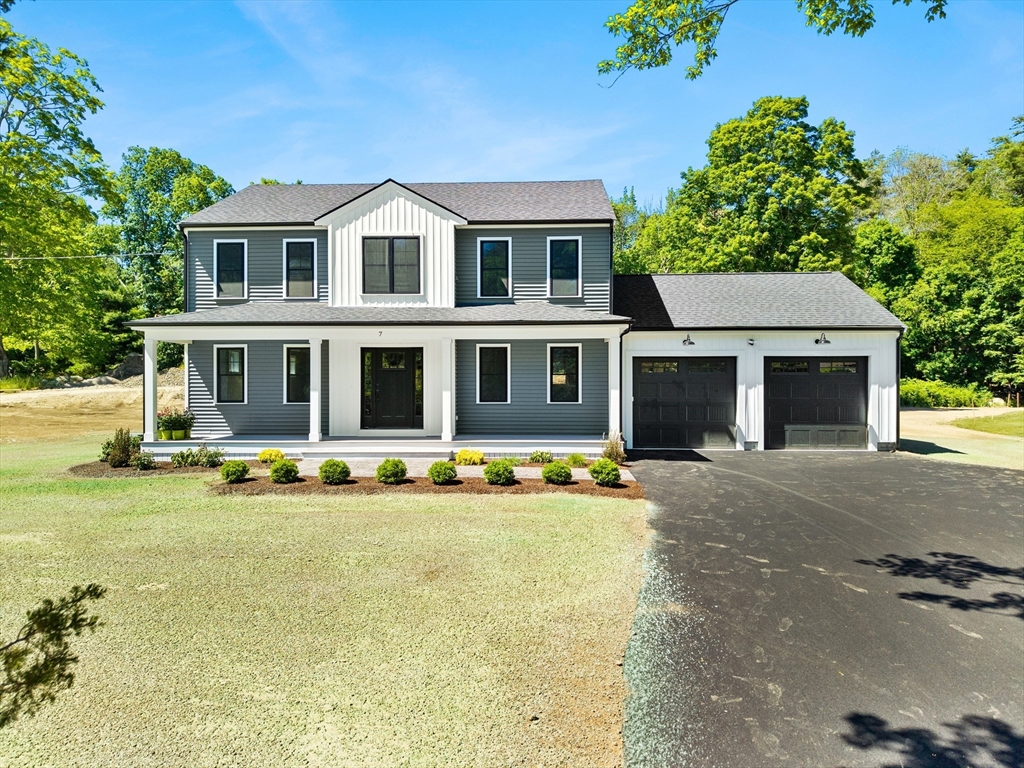 7 Elm Place
