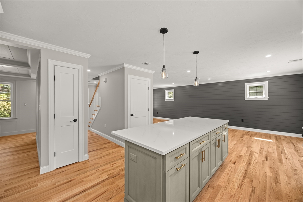 7 Elm Place