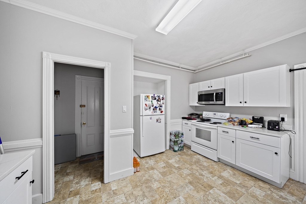 145 Pleasant St