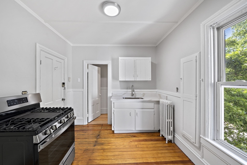 145 Pleasant St