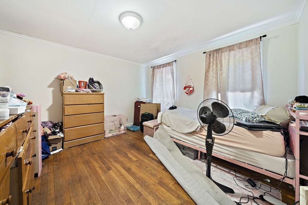 145 Pleasant St