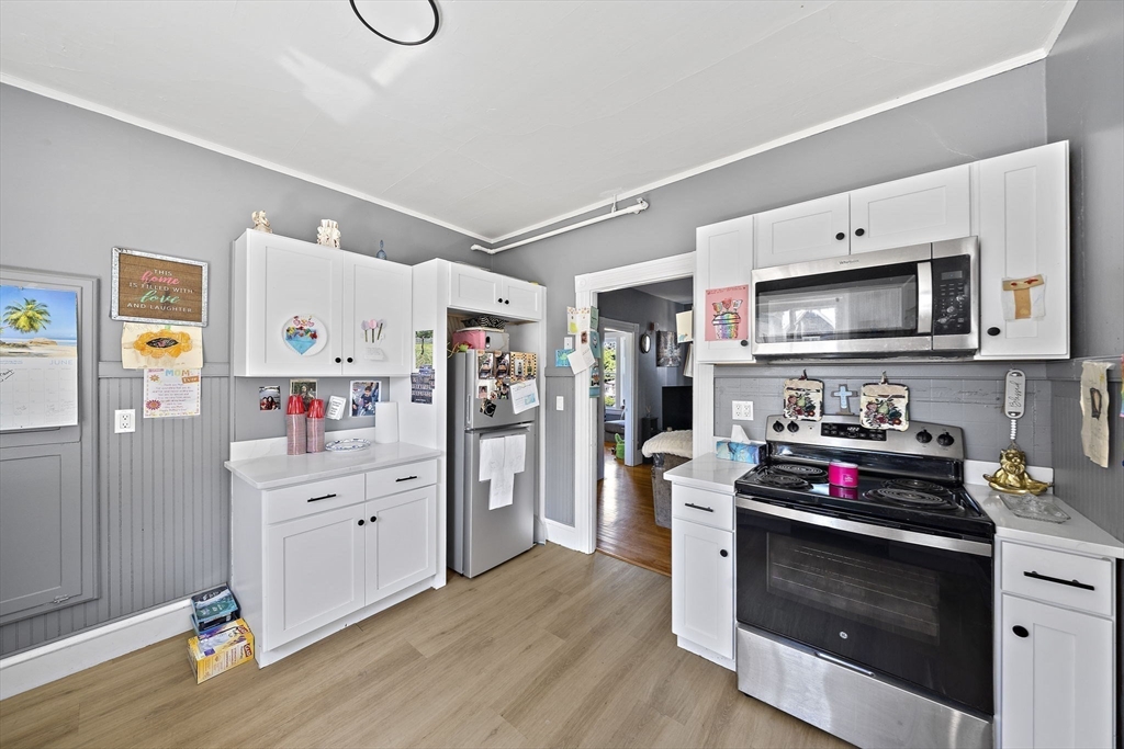 145 Pleasant St