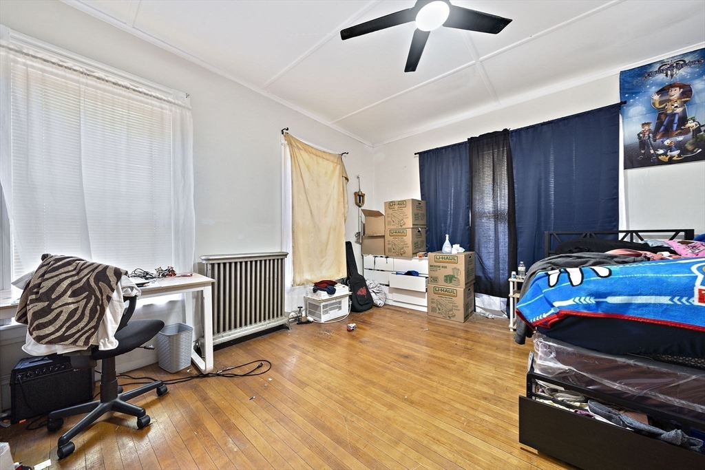 145 Pleasant St
