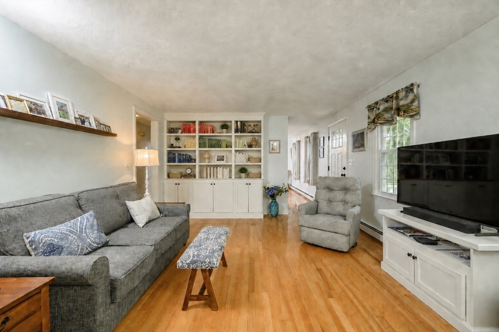 136 Elmer St