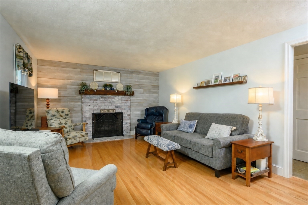 136 Elmer St