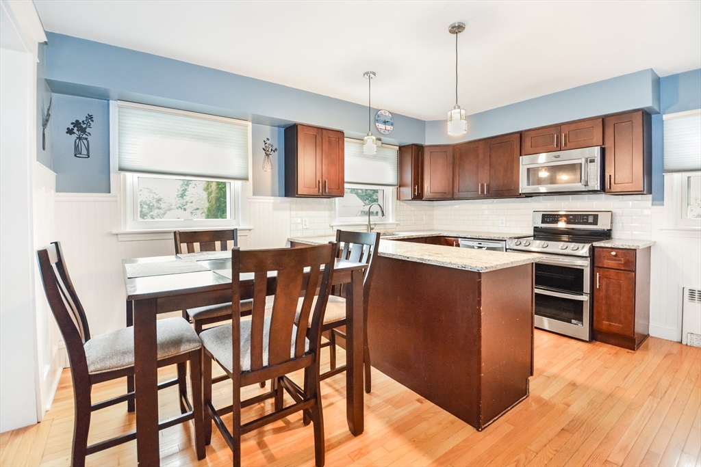 43 Fairview Ave