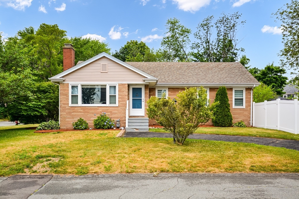 43 Fairview Ave