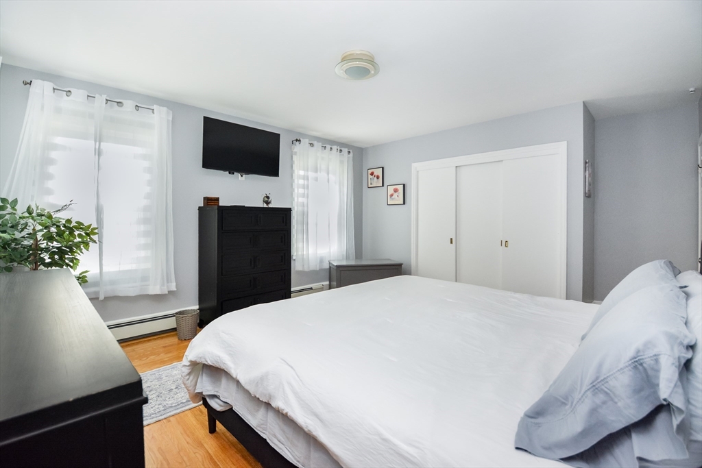 43 Fairview Ave