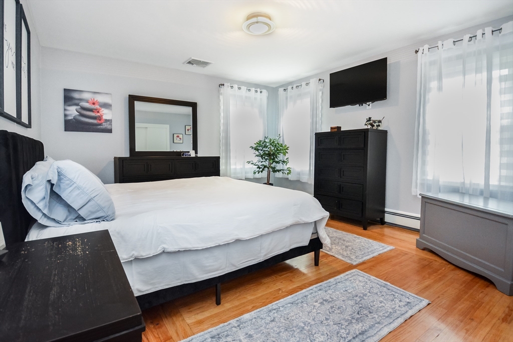 43 Fairview Ave