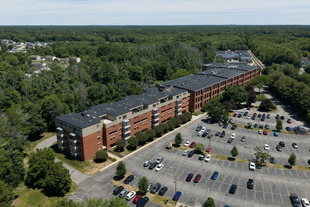 96 Old Colony Ave # 304