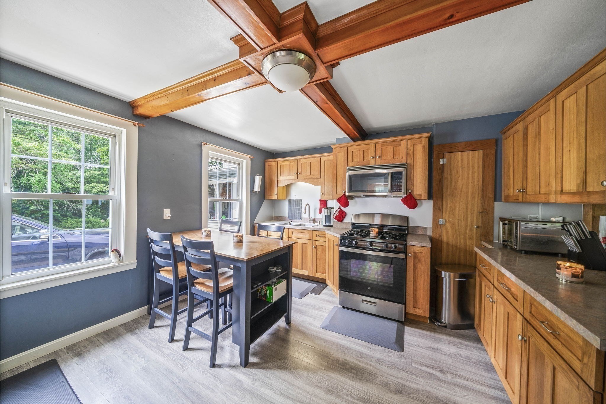 18 Bolton Pl