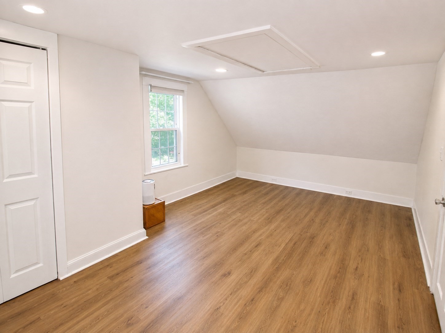 18 Bolton Pl