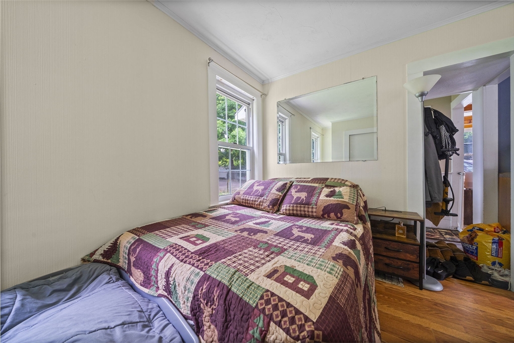 18 Bolton Pl
