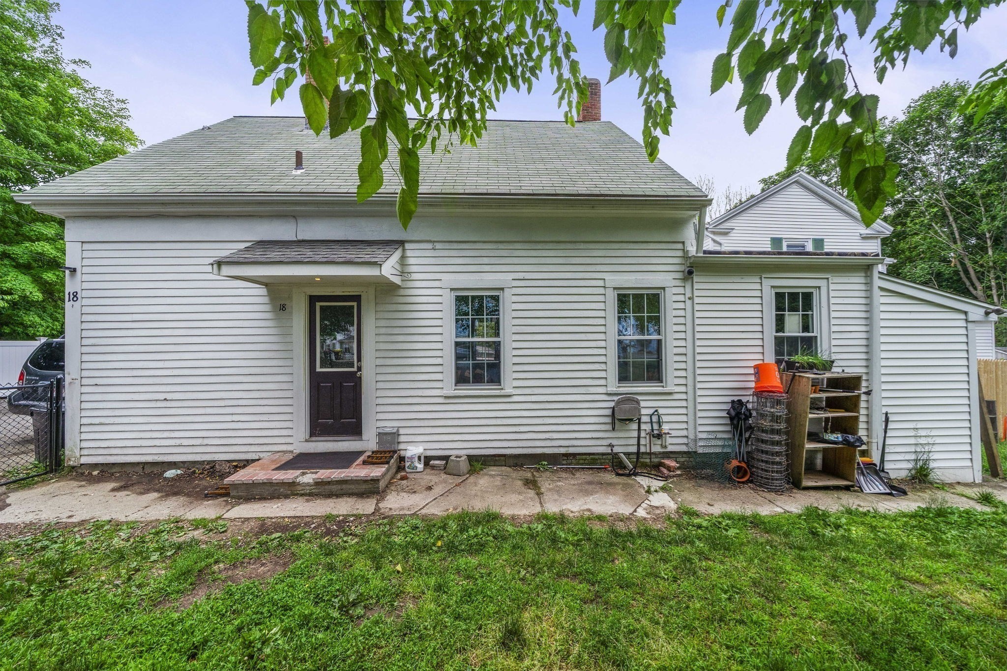 18 Bolton Pl