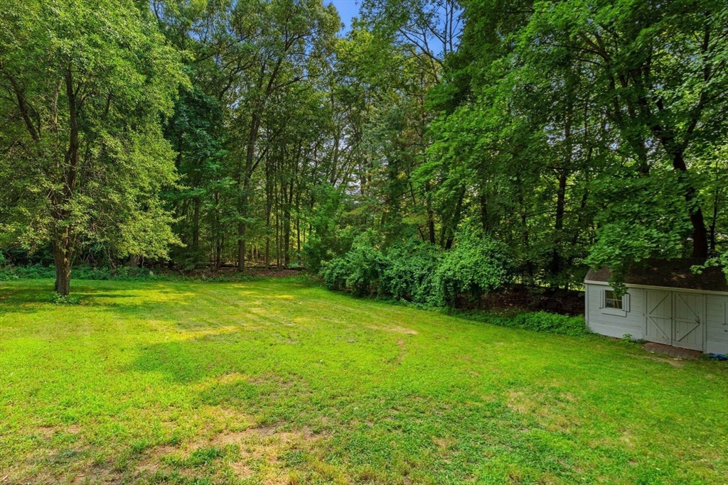 15 Crestwood Drive