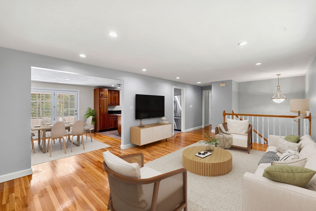 15 Crestwood Drive