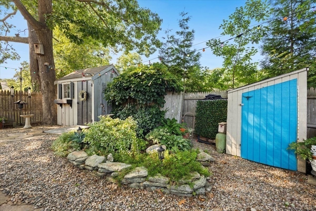 51 Temple Rd