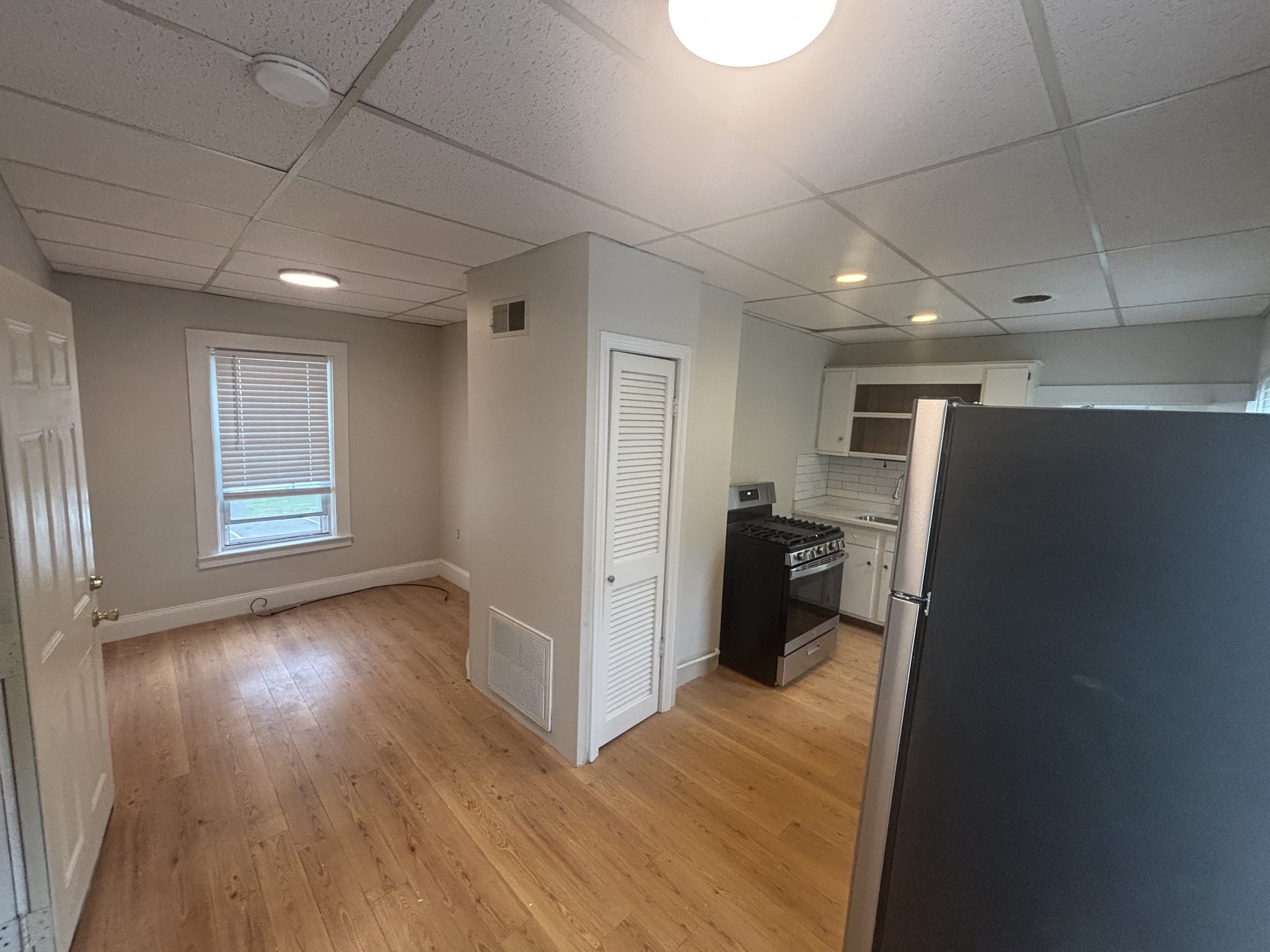 261 Plymouth St # 4