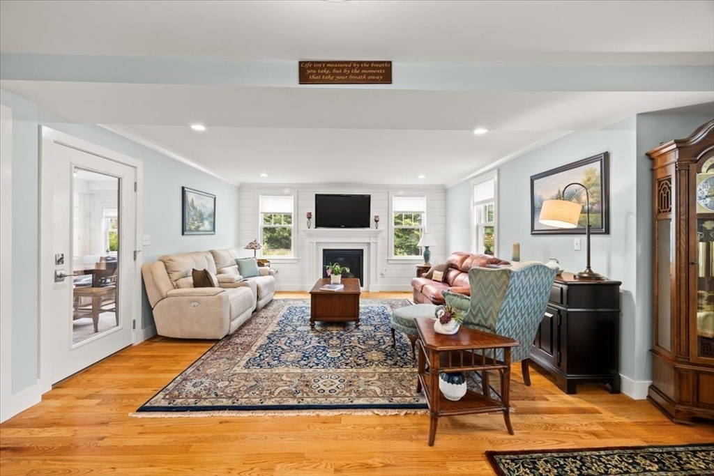 220 Center Street # 17