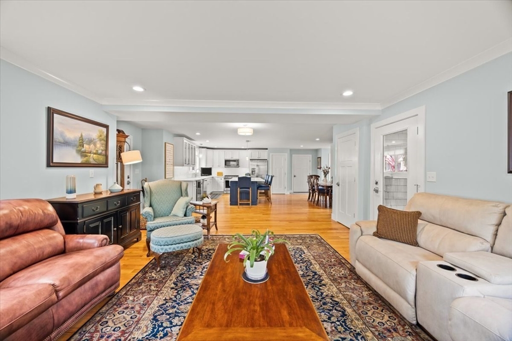 220 Center Street # 17