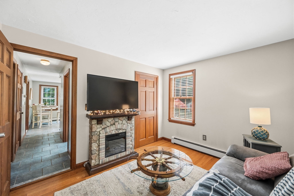 35 Kirk Cir
