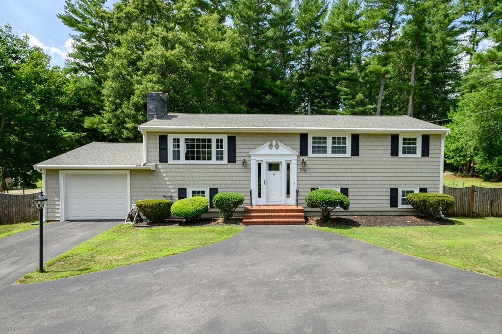 279 Center St