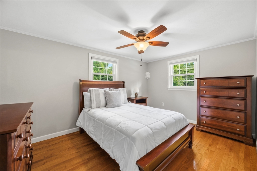 279 Center St