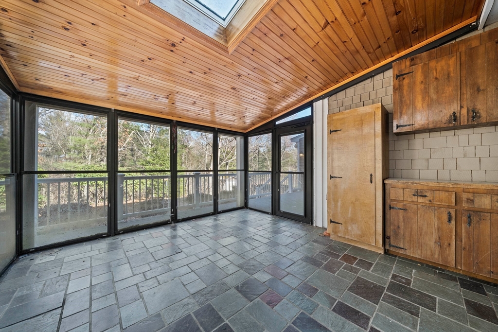 197 Circuit St