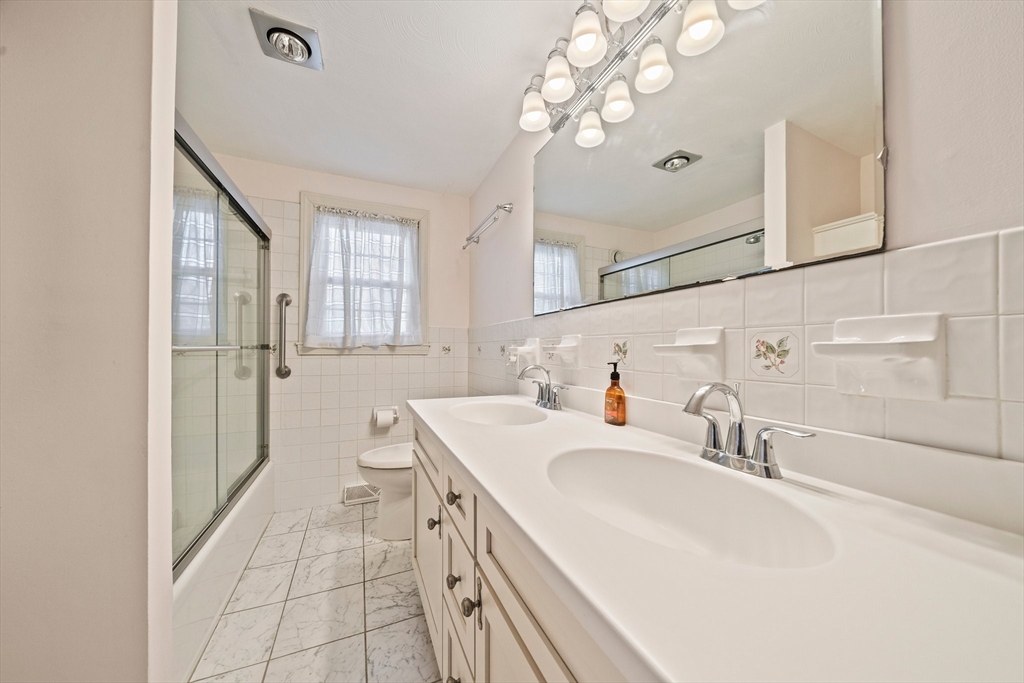 197 Circuit St