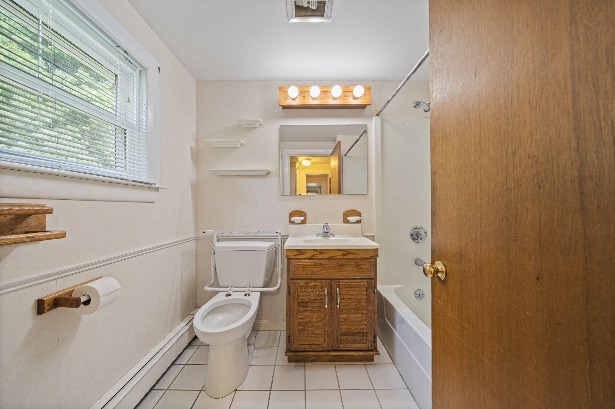 508 Center St