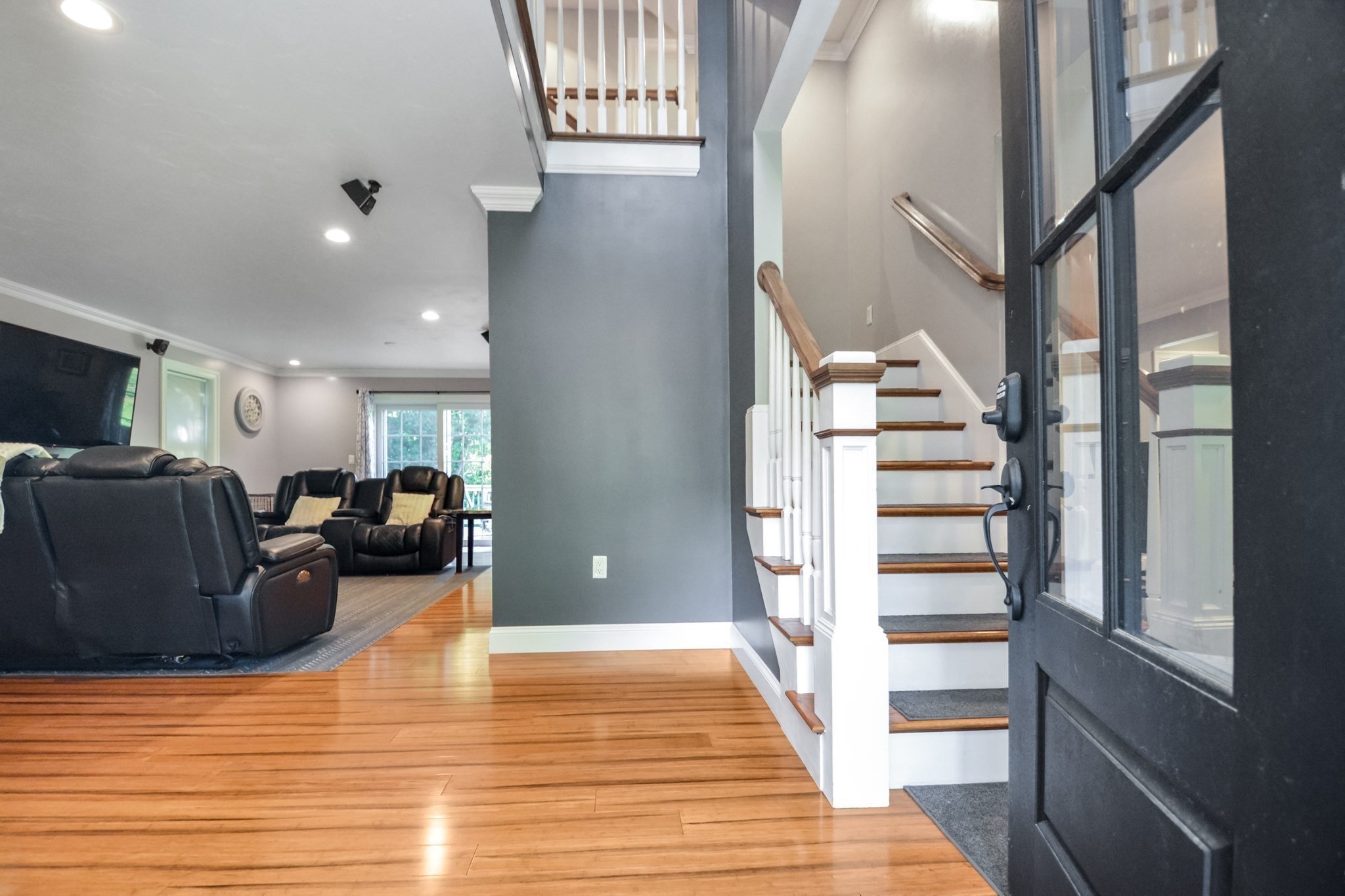 529 East St