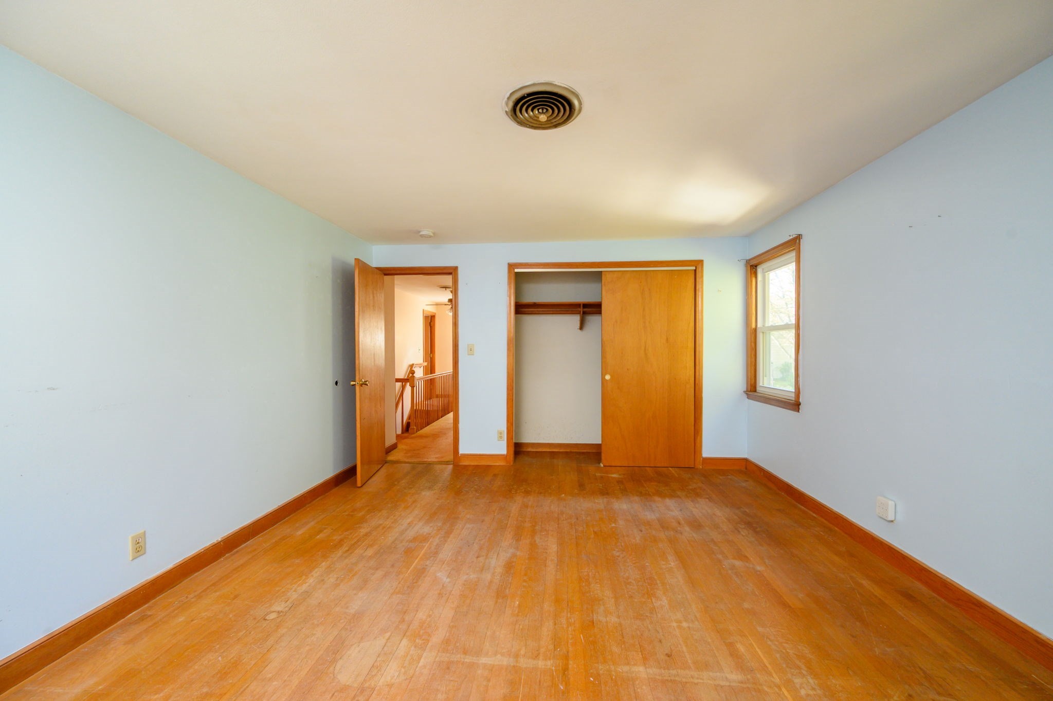 13 Hemlock Rd