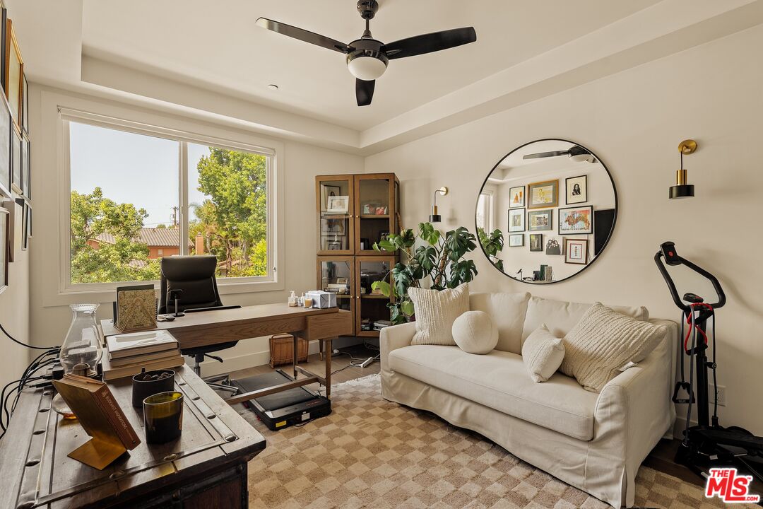 4538 Camellia Ave
