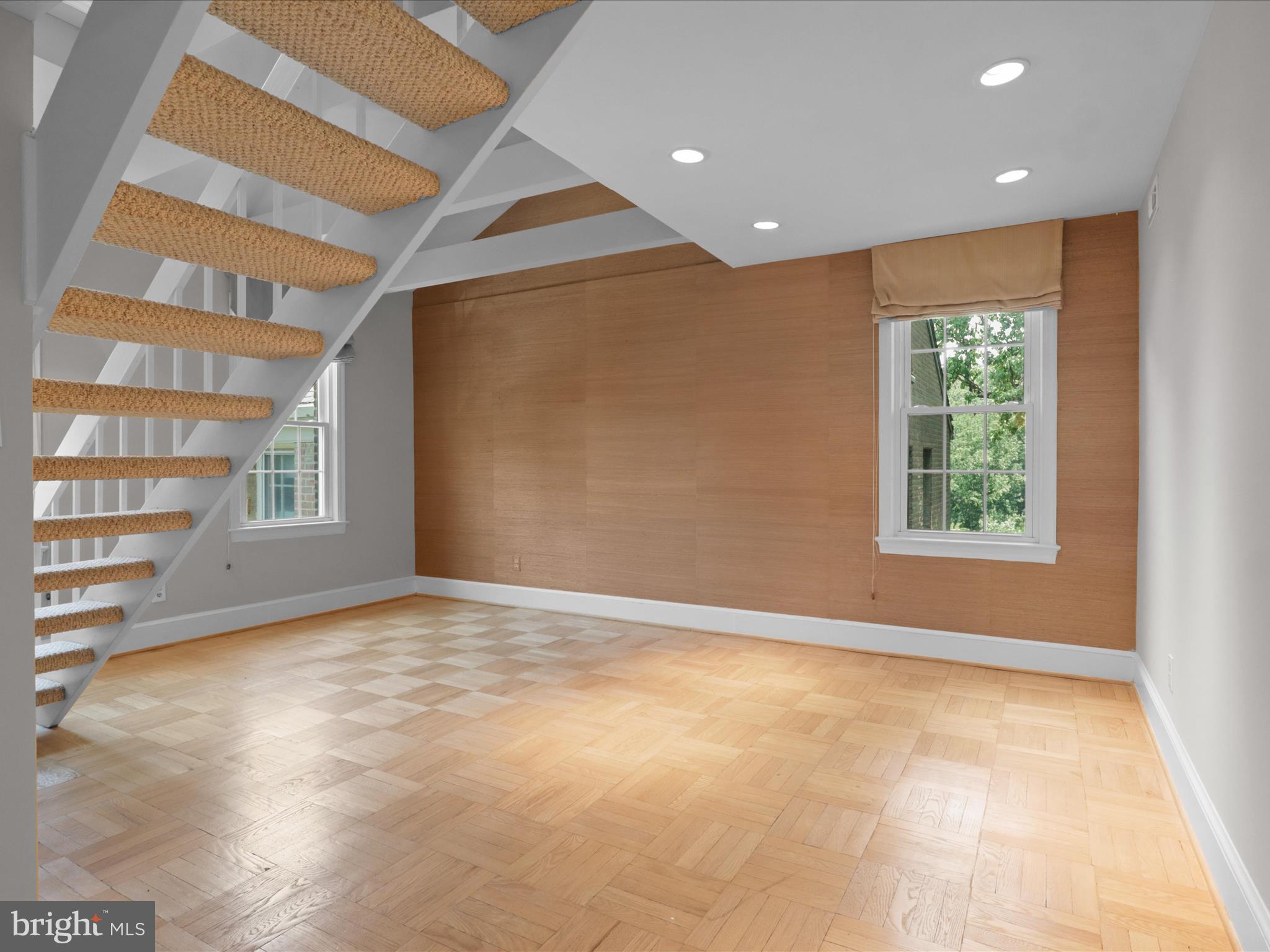 2721 ORDWAY STREET NW 5