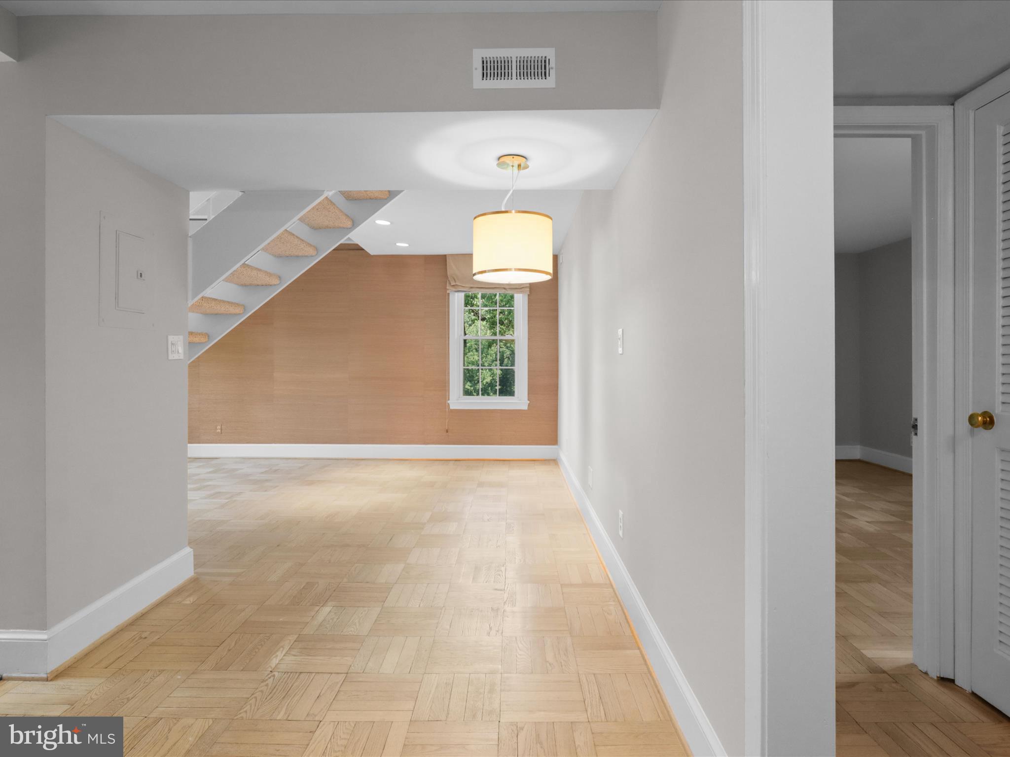 2721 ORDWAY STREET NW 5