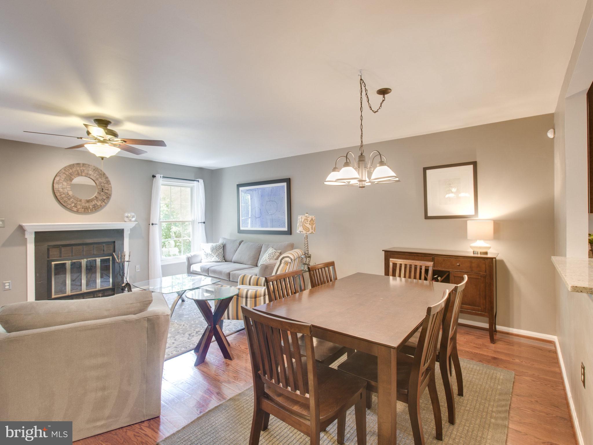 27 CARRIAGE HOUSE CIRCLE