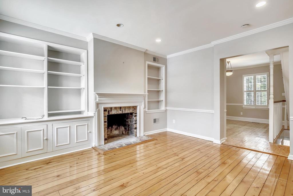319 N SAINT ASAPH STREET N