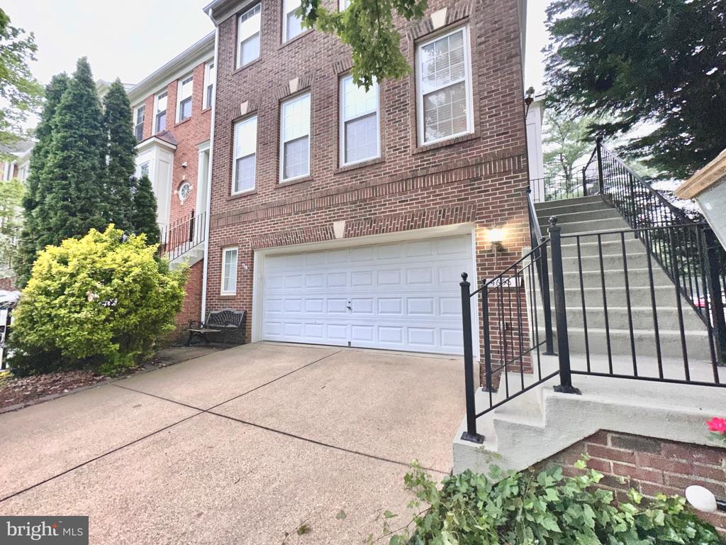 4650 LATROBE PLACE