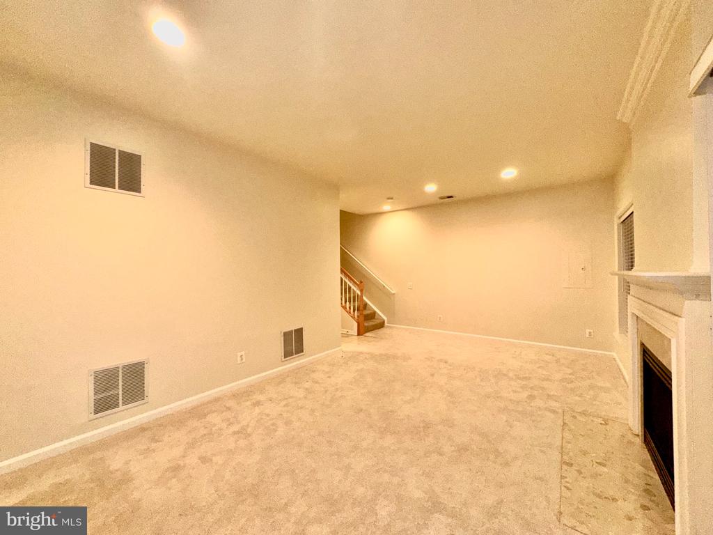 4650 LATROBE PLACE