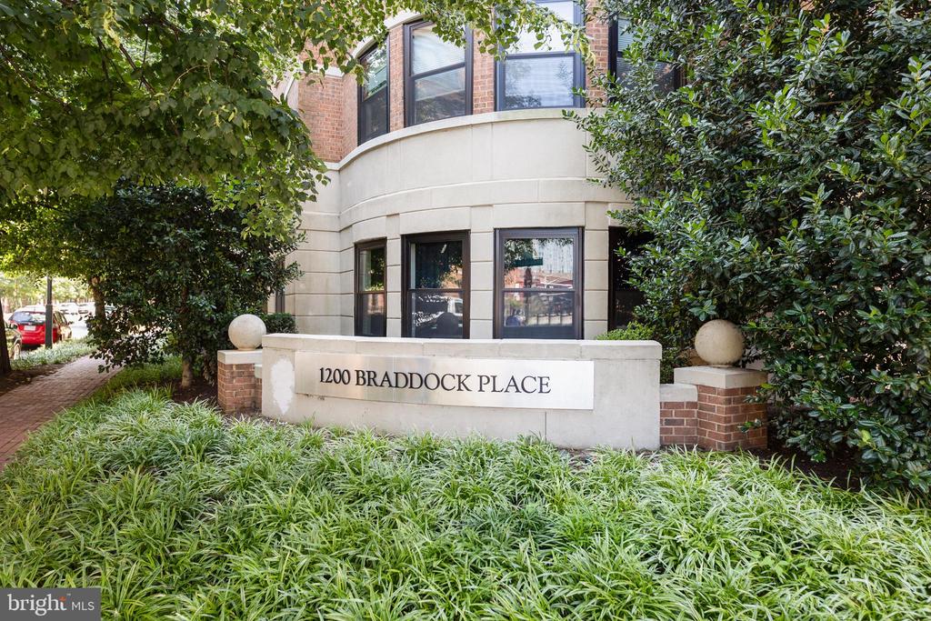 1200 BRADDOCK PLACE 610