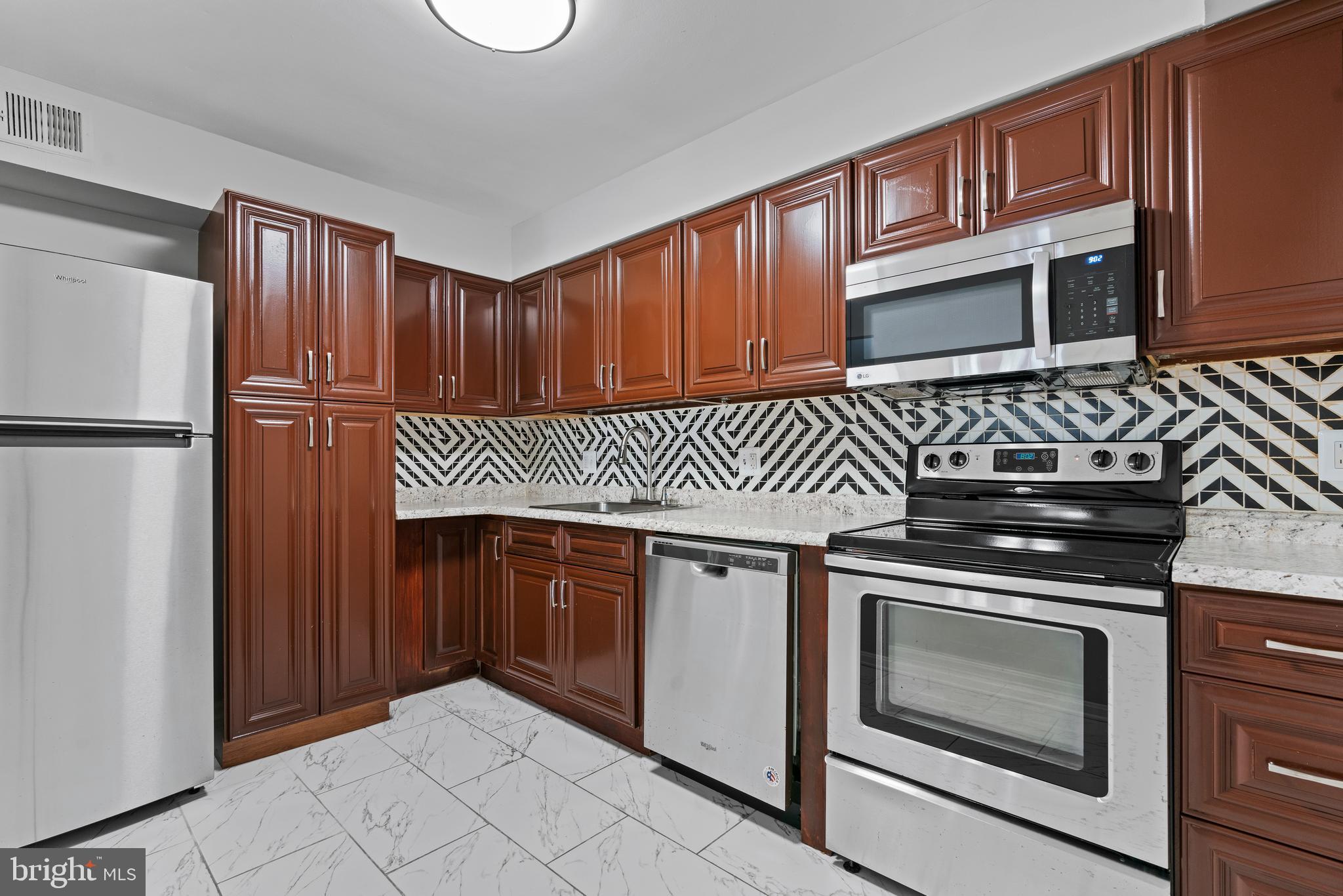 6155 EDSALL RD. ROAD B