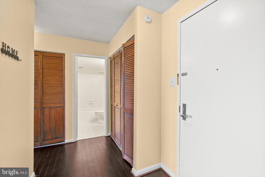 200 N PICKETT STREET N 1515