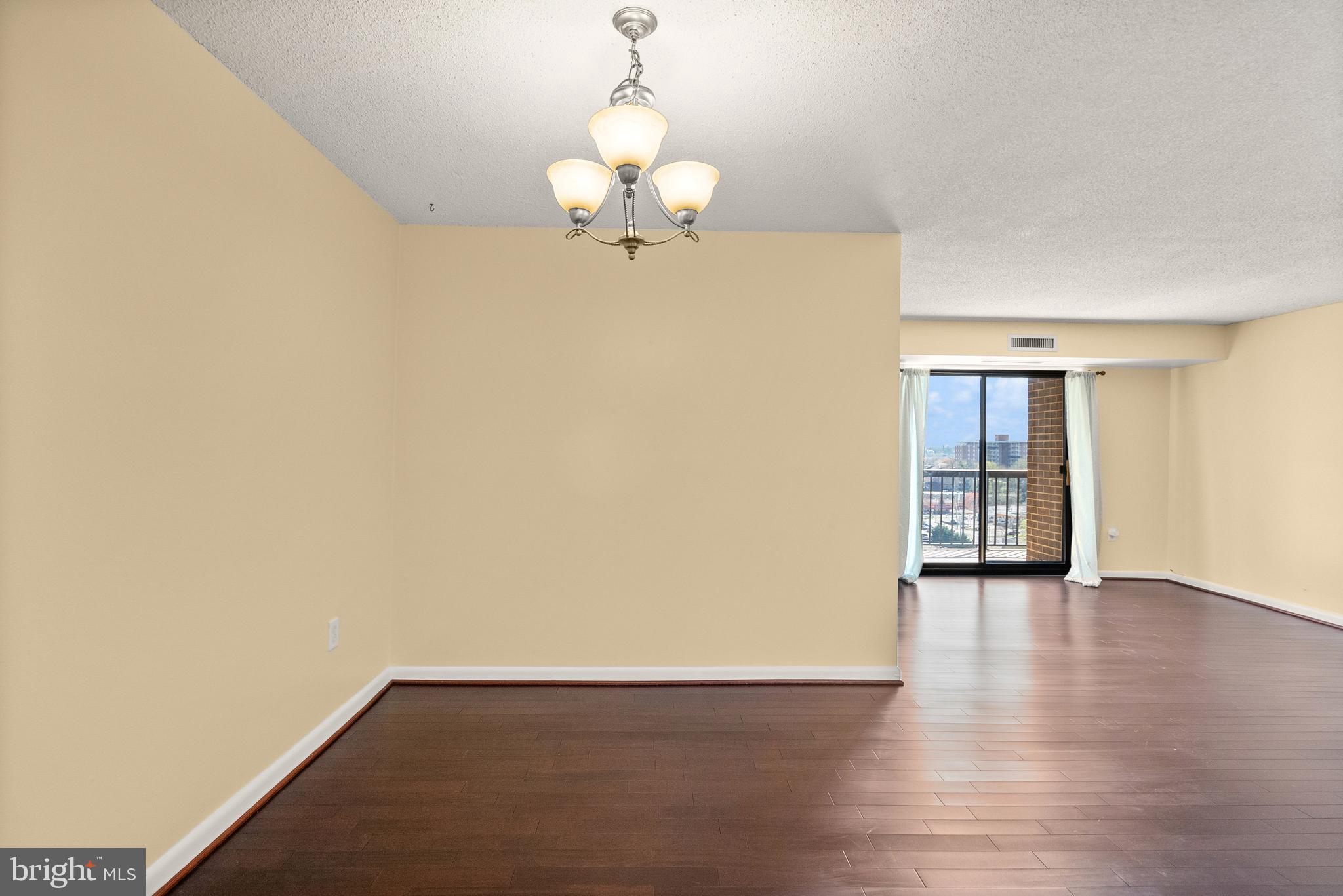 200 N PICKETT STREET N 1515