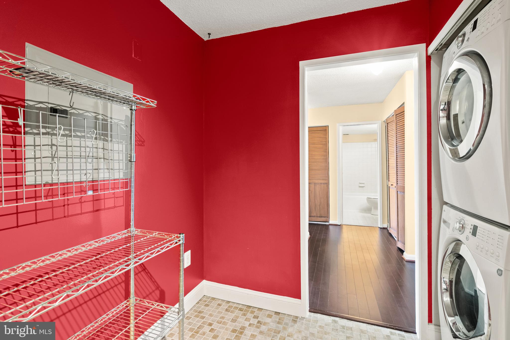 200 N PICKETT STREET N 1515