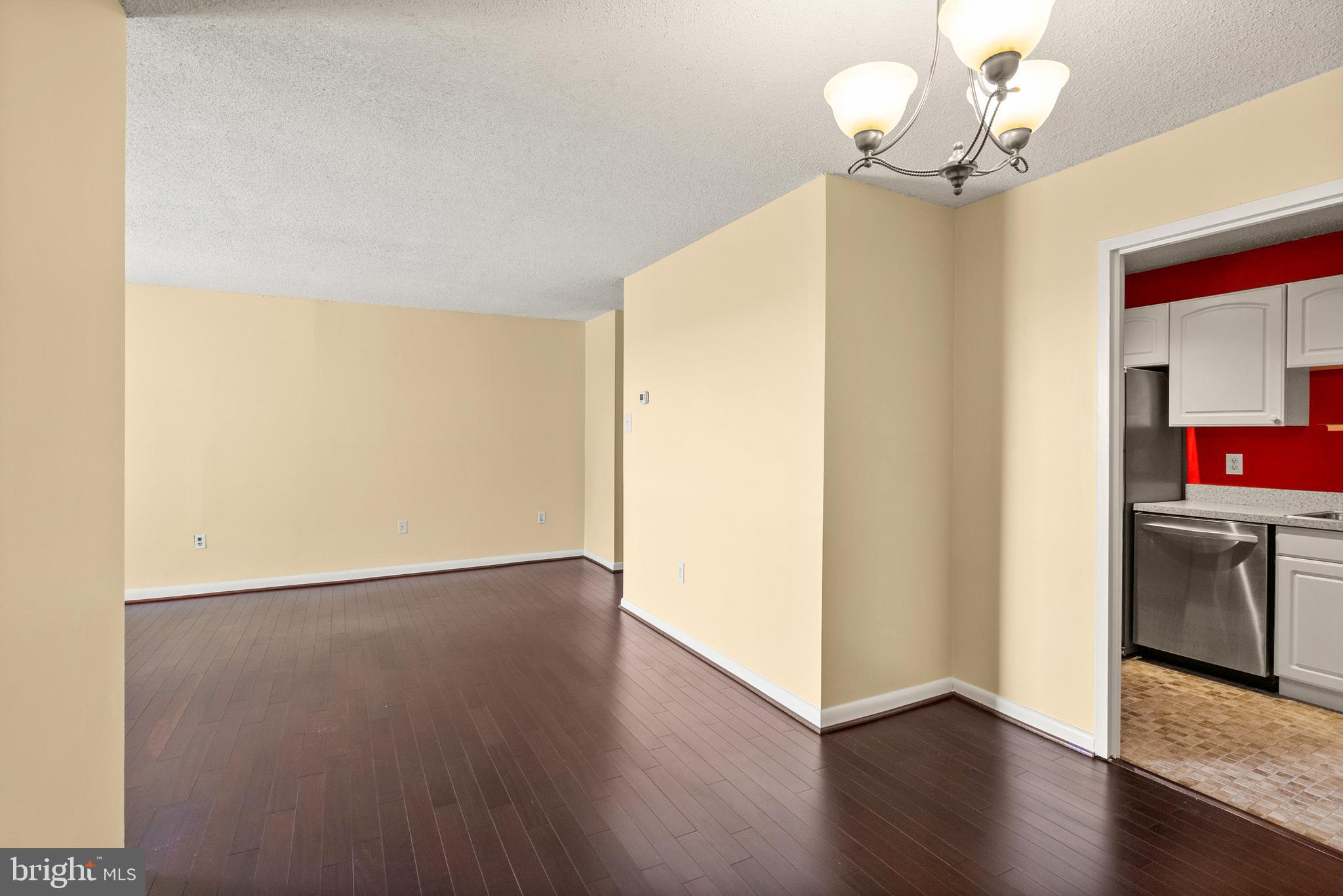 200 N PICKETT STREET N 1515