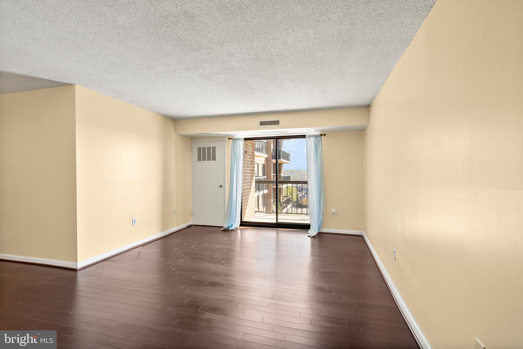 200 N PICKETT STREET N 1515